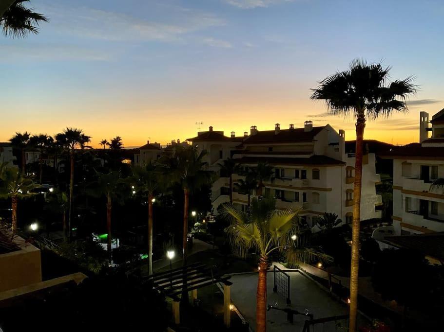 Wonderful Appartement On Golf Site Near Marbella La Cala De Mijas Exterior photo